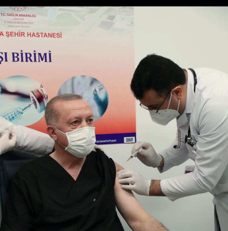 Başkan Erdoğan Kovid-19 aşısı yaptırdı