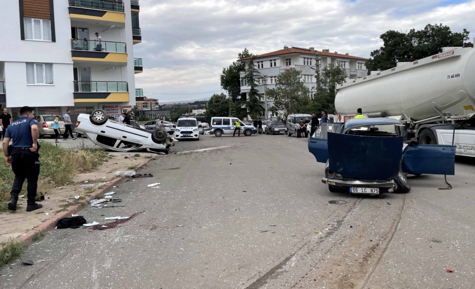 Kırıkkale’de iki otomobil çarpıştı 4 yaralı
